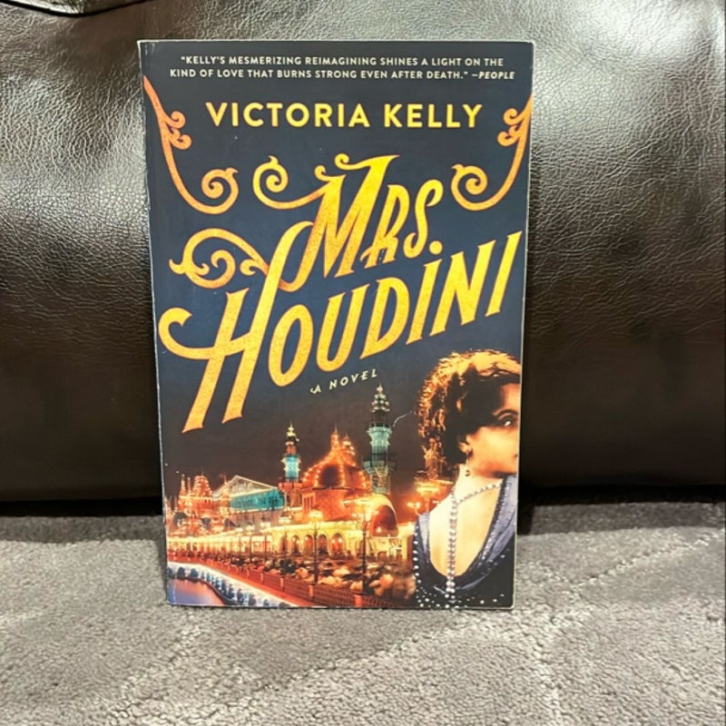 Mrs. Houdini