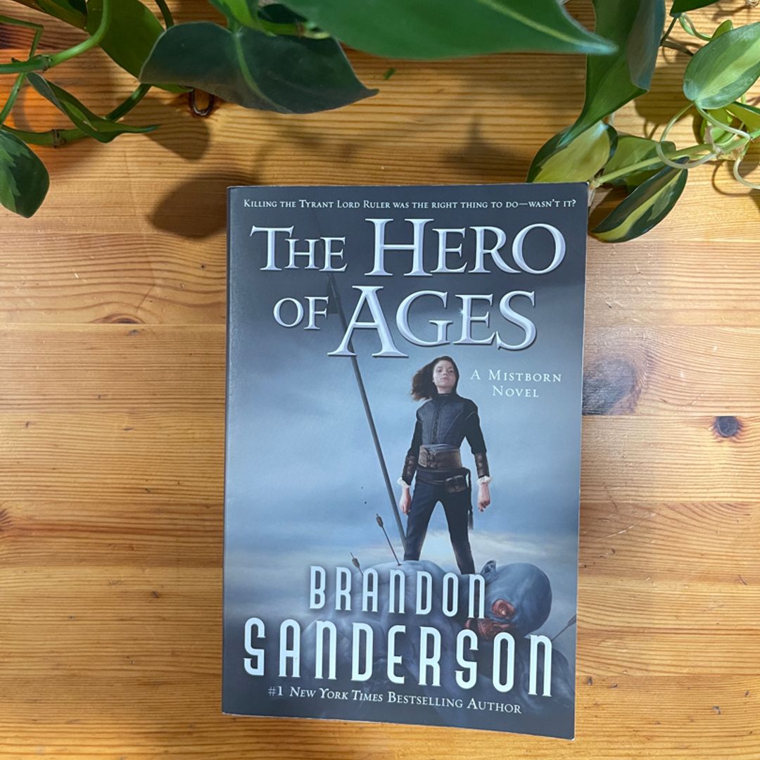 Brandon Sanderson · The Hero of Ages: A Mistborn Novel - Mistborn  (Paperback Book) (2014)