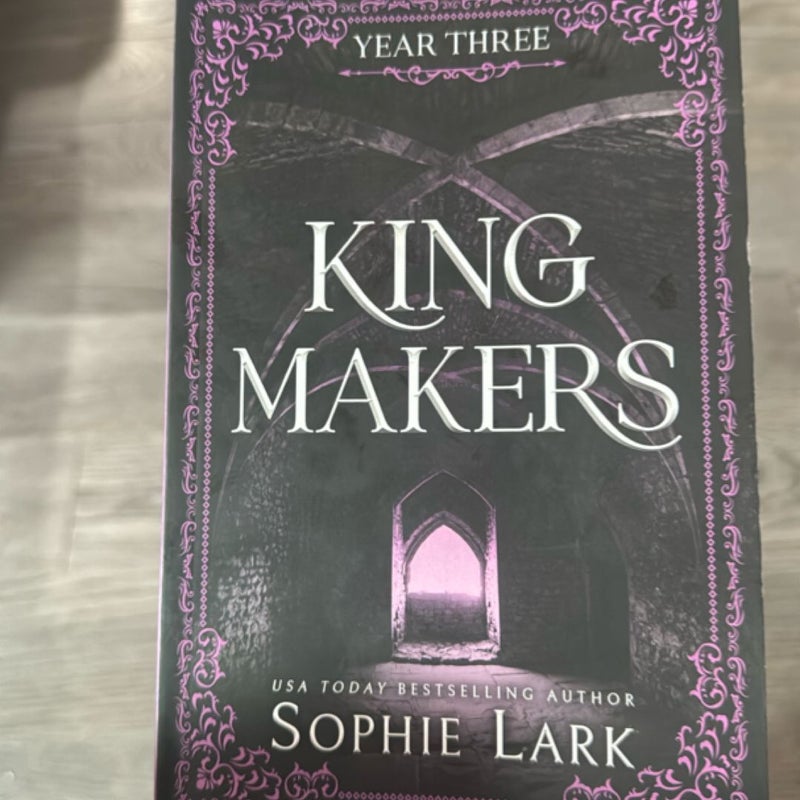 Kingmakers: Year Three (Standard Edition)