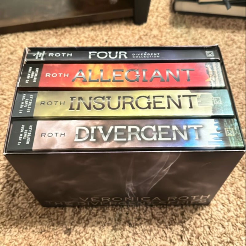 Divergent Series Four-Book Paperback Box Set