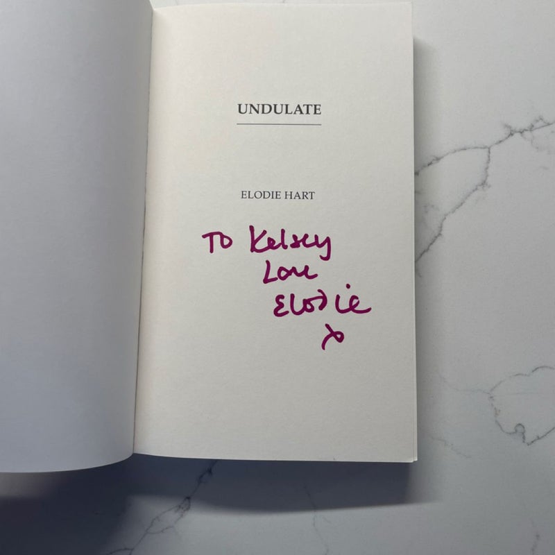 Undulate: a Hot Age Gap, Single Dad Romance