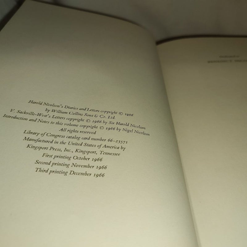 Harold George Nicolson : Diaries and Letters, 1930-1962