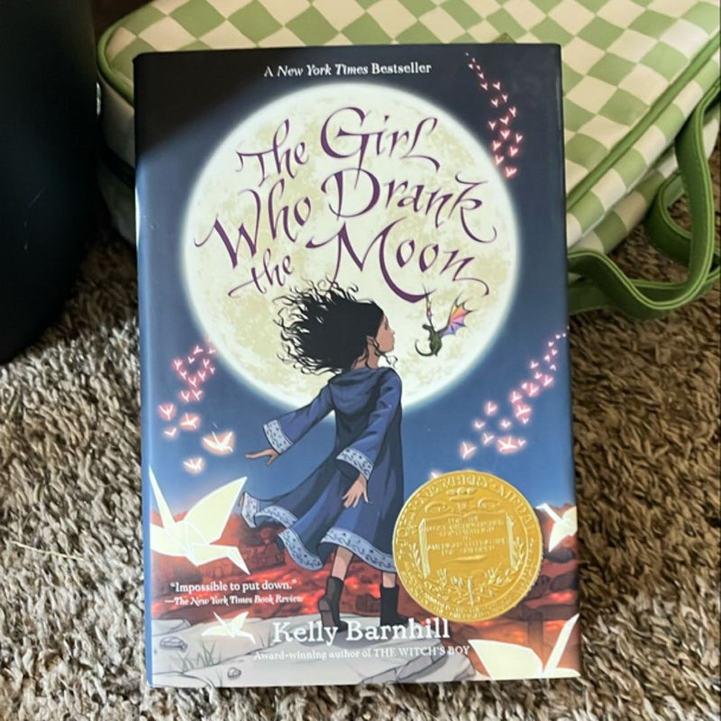 The Girl Who Drank the Moon (Winner of the 2017 Newbery Medal)