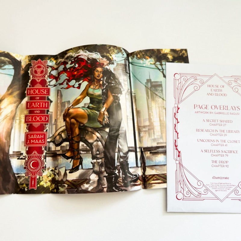 Crescent City (Illumicrate Exclusive Editions - includes page overlays and character bookmarks!)
