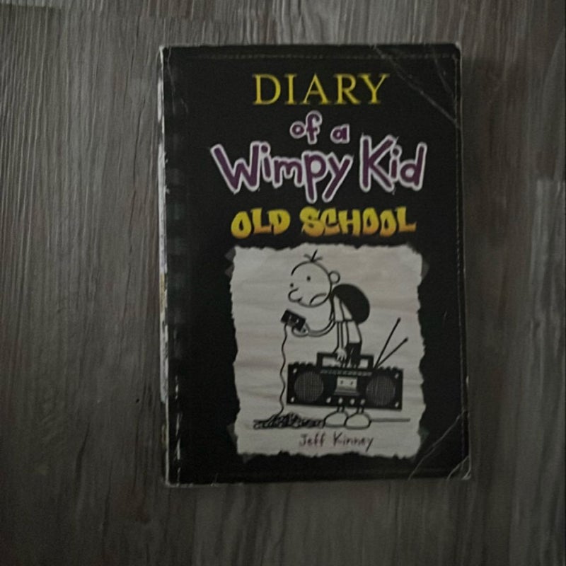 Diary of a wimpy kid #10 old school