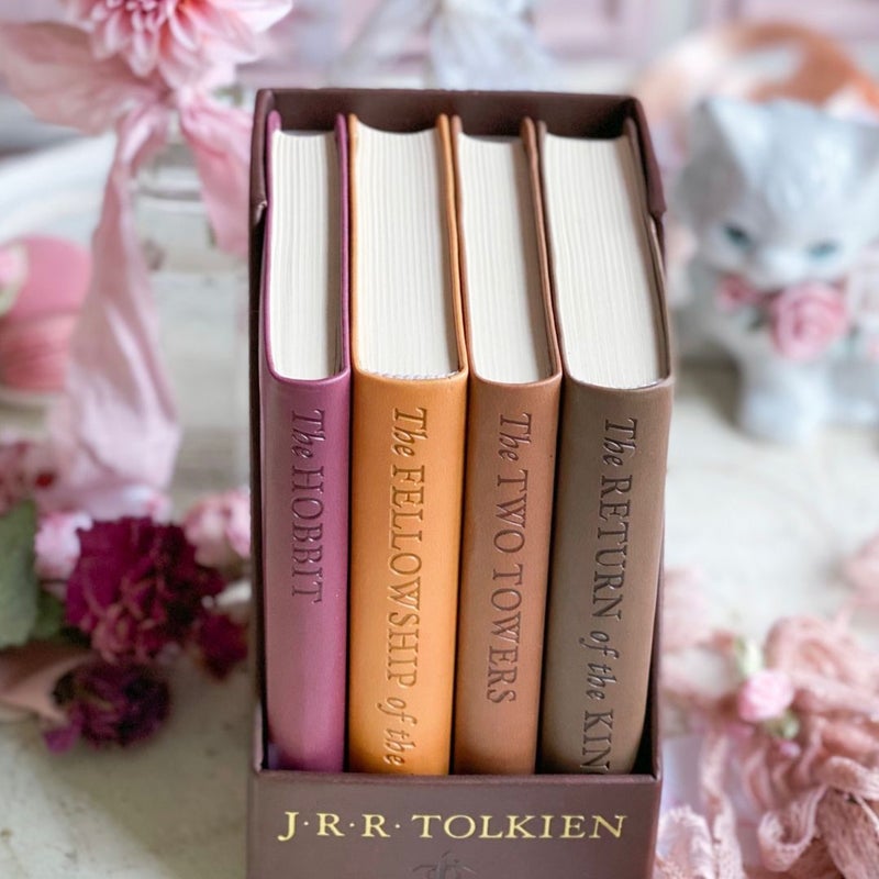 The Hobbit and the Lord of the Rings: Deluxe Pocket Boxed Set