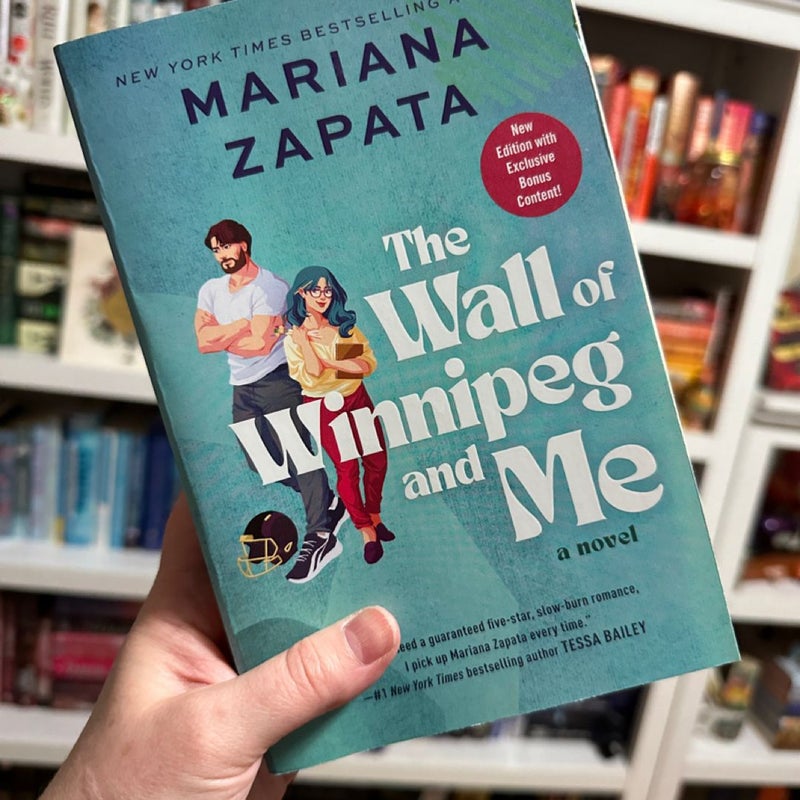 The Wall of Winnipeg and Me by Mariana Zapata, Paperback Pangobooks