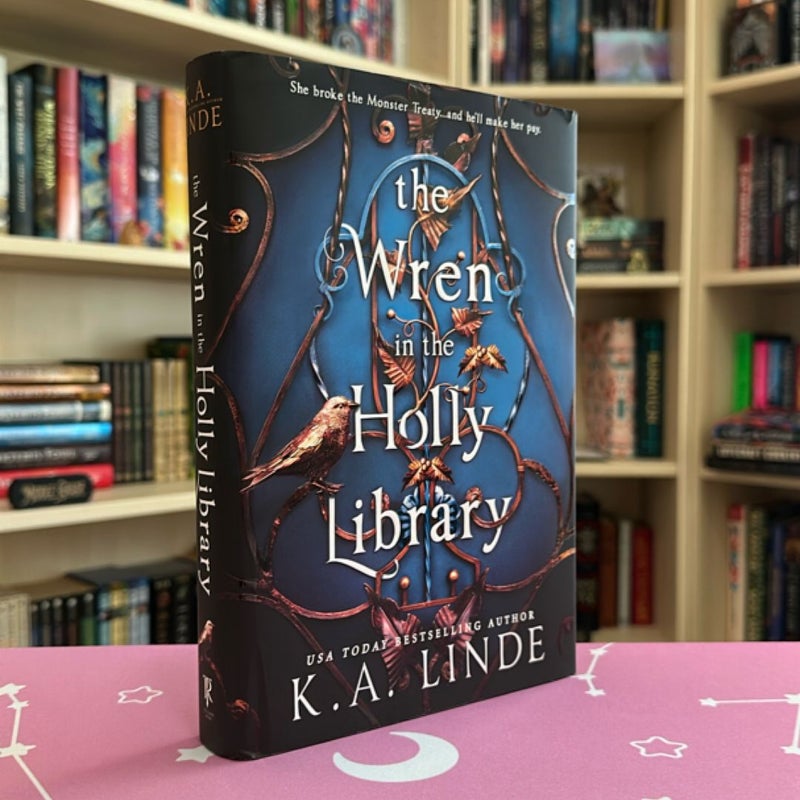 The Wren in the Holly Library (Deluxe Limited Edition)