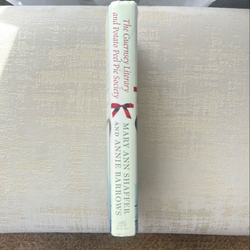 The Guernsey Literary and Potato Peel Pie Society