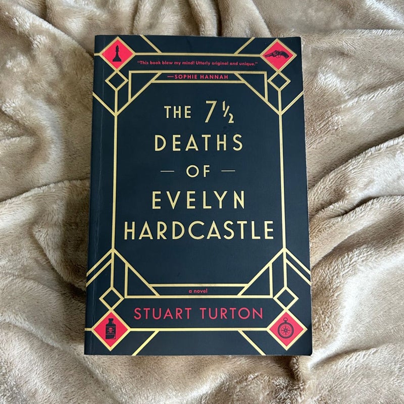 The 7½ Deaths of Evelyn Hardcastle