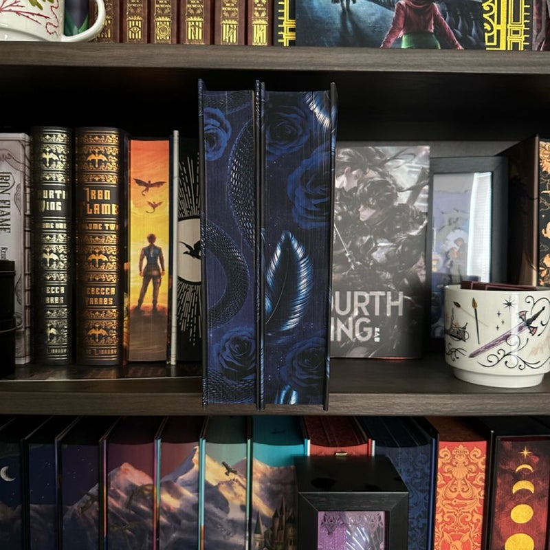 Fairyloot The Crowns of Nyaxia Signed