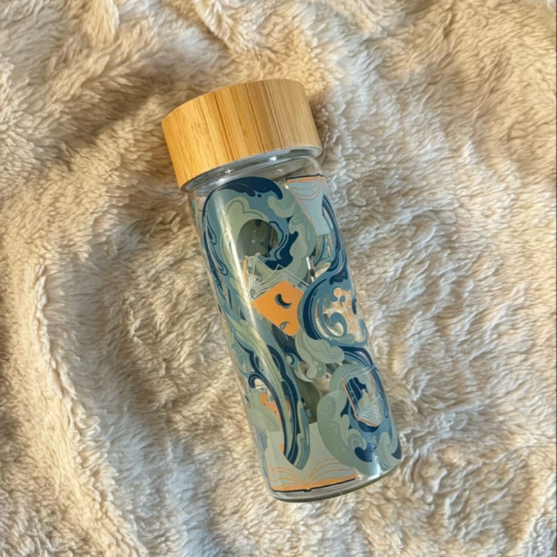 Lisa See glass water bottle (Illumicrate exclusive)