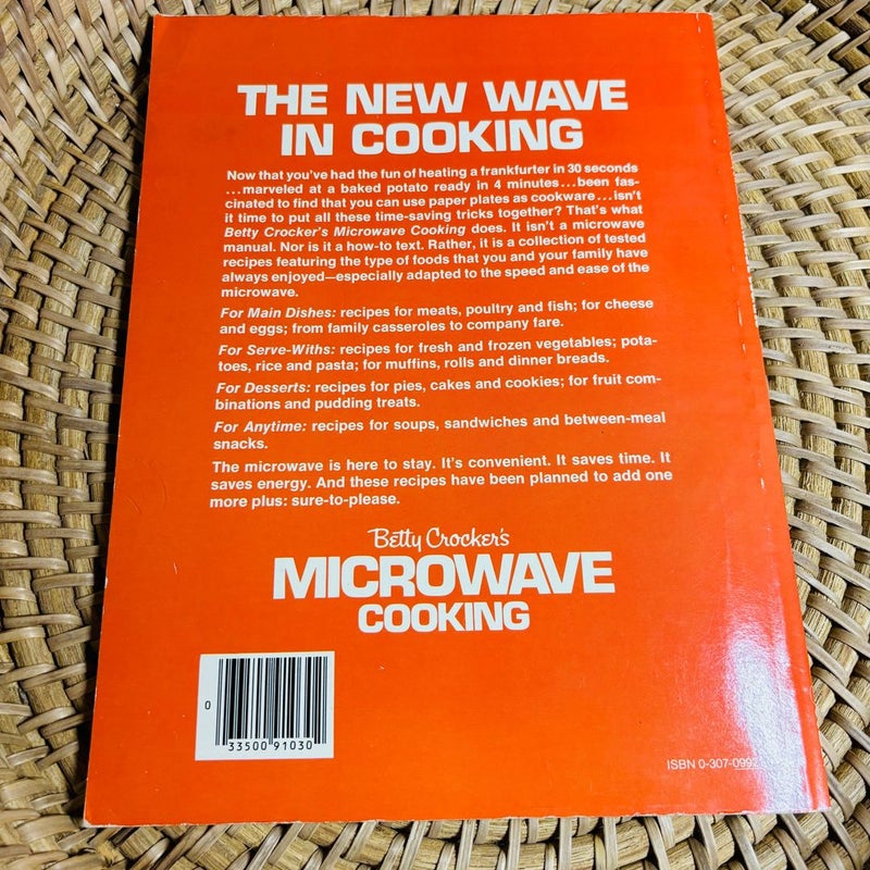 Betty Crocker’s Microwave Cooking