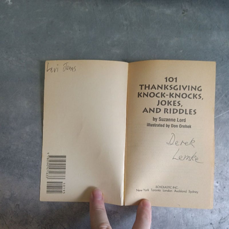 One Hundred One Thanksgiving Knock-Knocks, Jokes, and Riddles
