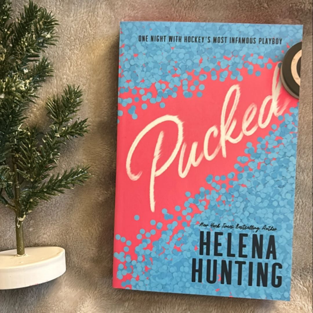Pucked by Helena Hunting, Paperback | Pangobooks