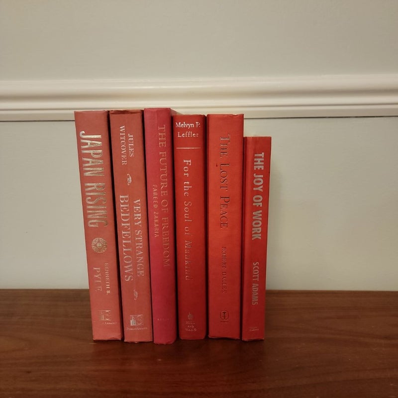 Red hardbacks decor bundle 