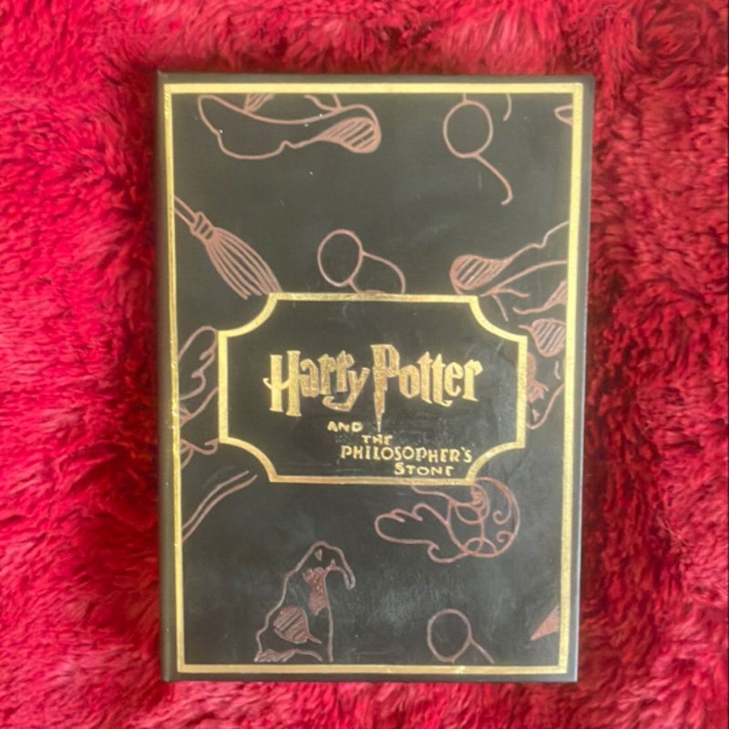 Harry Potter and the Sorcerer's Stone (Harry Potter, Book 1)