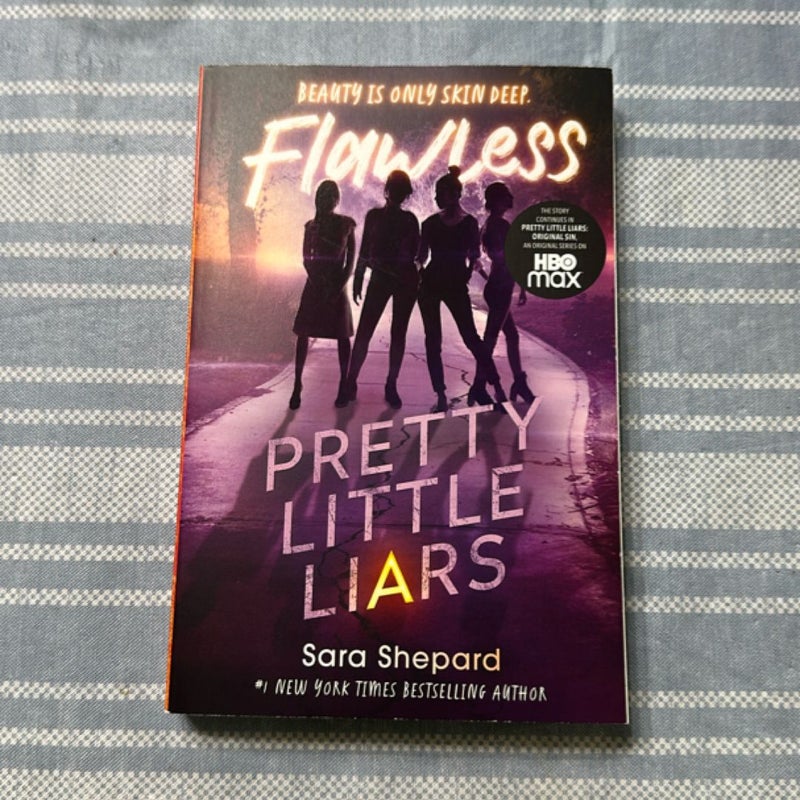 Pretty Little Liars #2: Flawless
