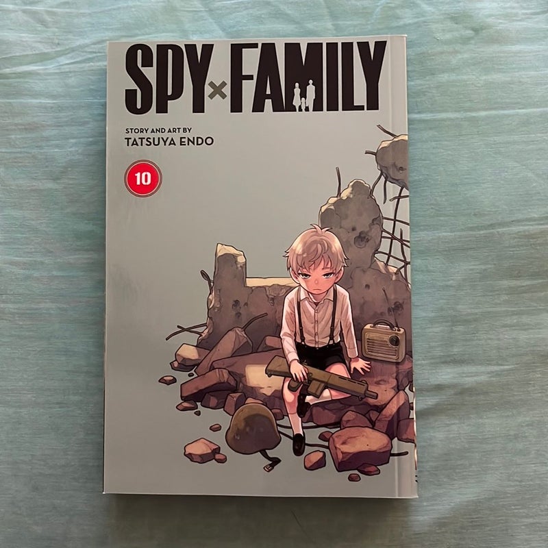 Spy X Family, Vol. 10