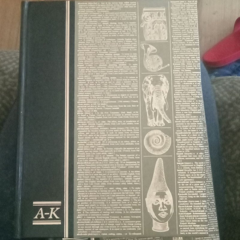 Reader's Digest Illustrated Encyclopedic Dictionary