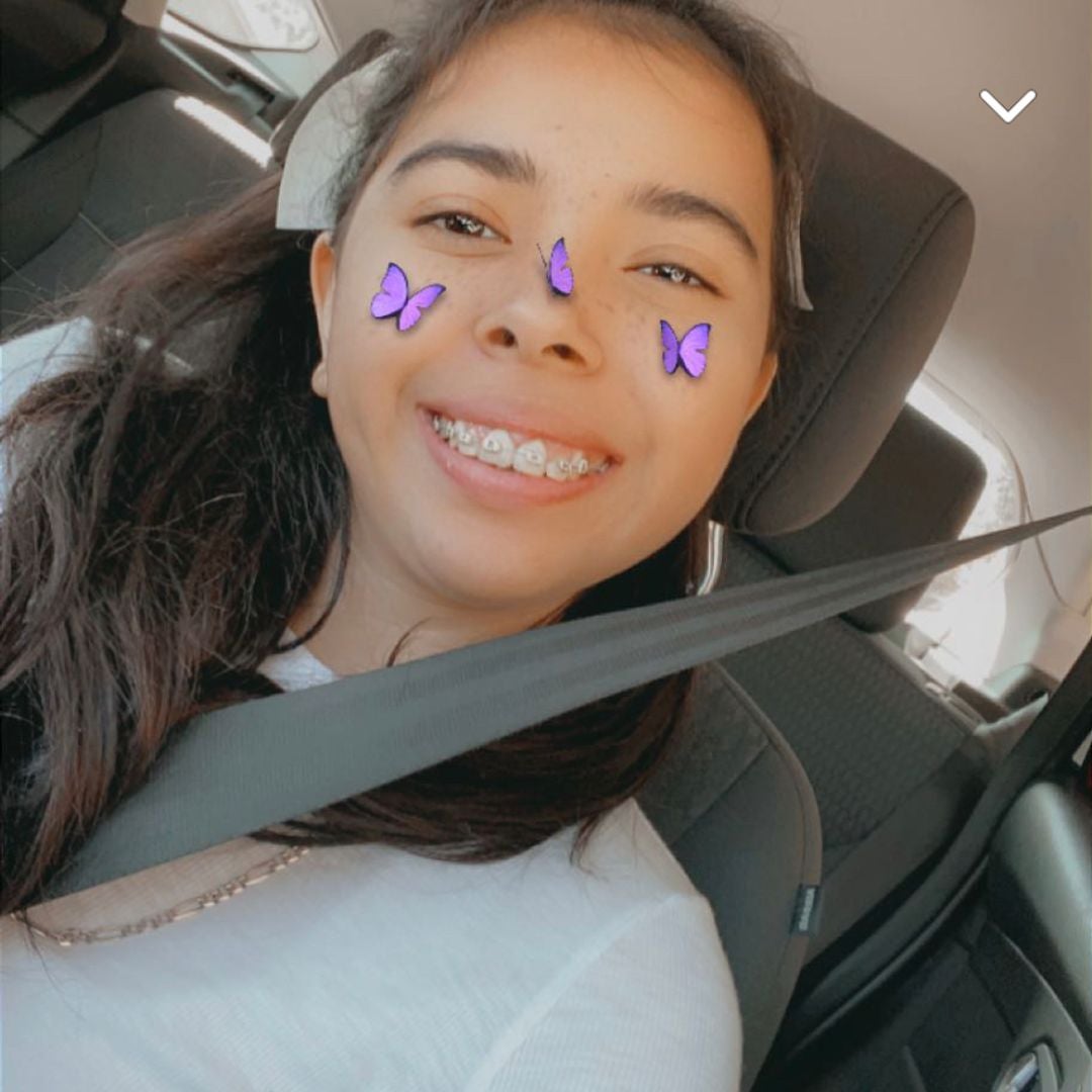 Aliha Flores