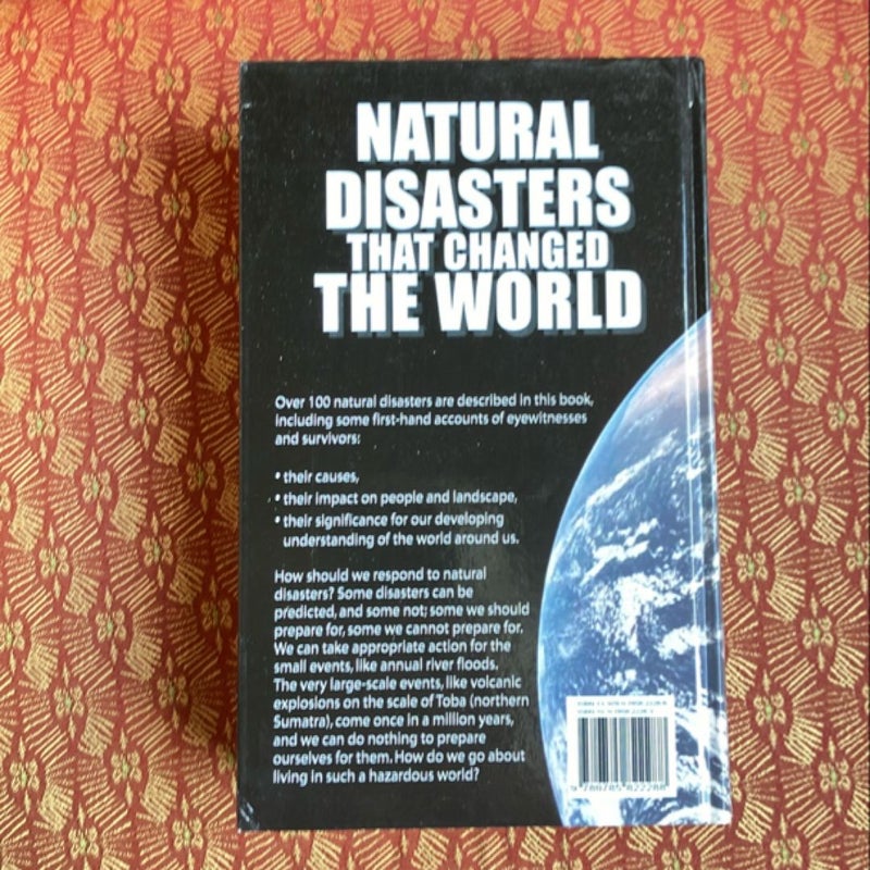 Natural Disasters That Changed the World by Rodney Castleden