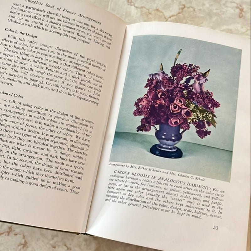 The Complete Book of Flower Arrangement