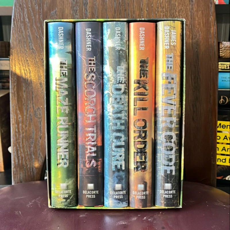 The Maze Runner Series Complete Collection Boxed Set (5-Book)