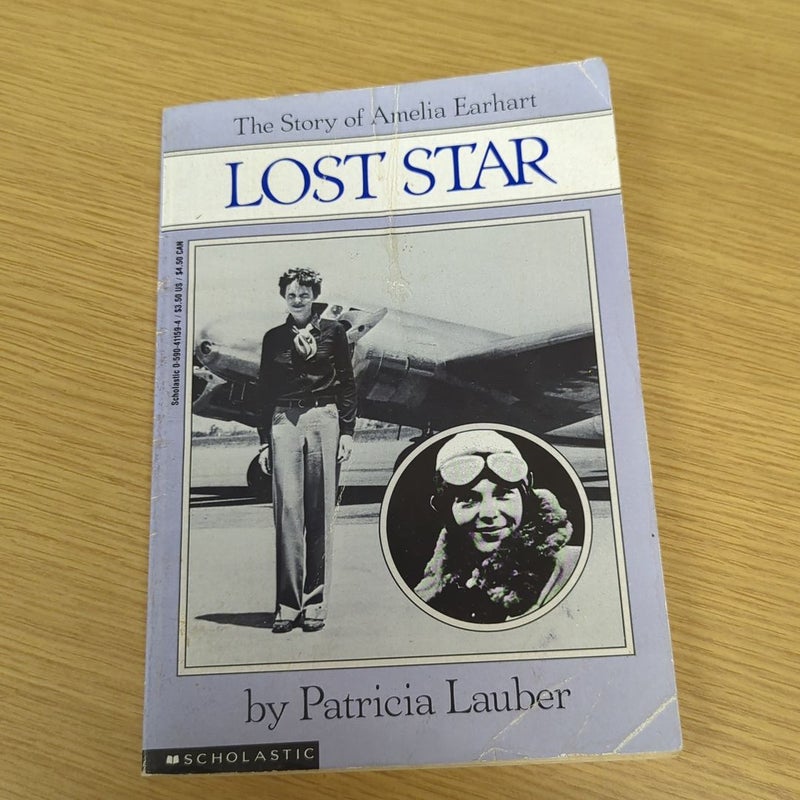 The Story of Amelia Earhart: Lost Star