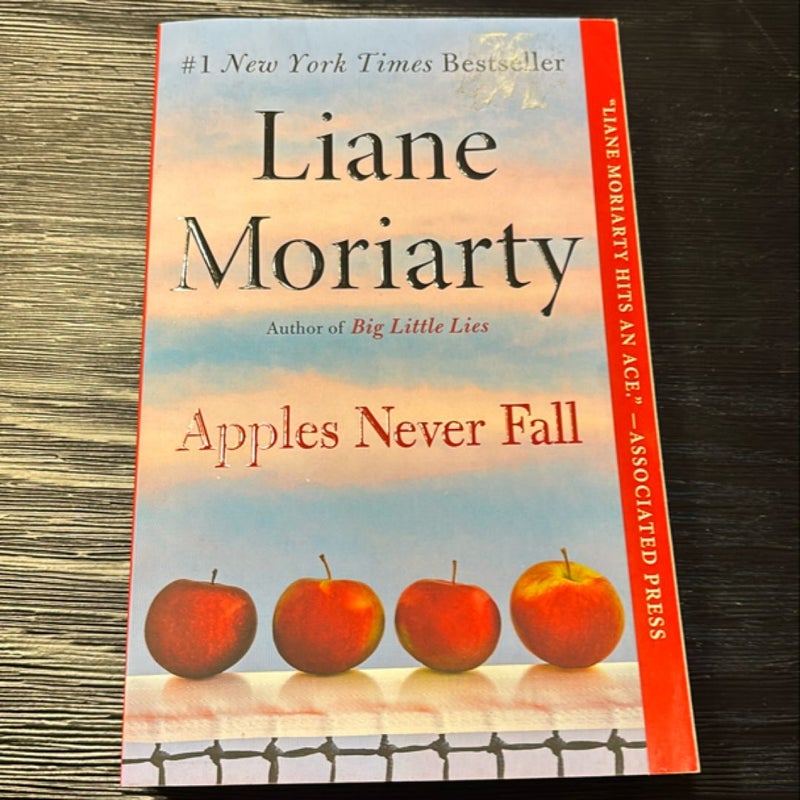 Apples Never Fall