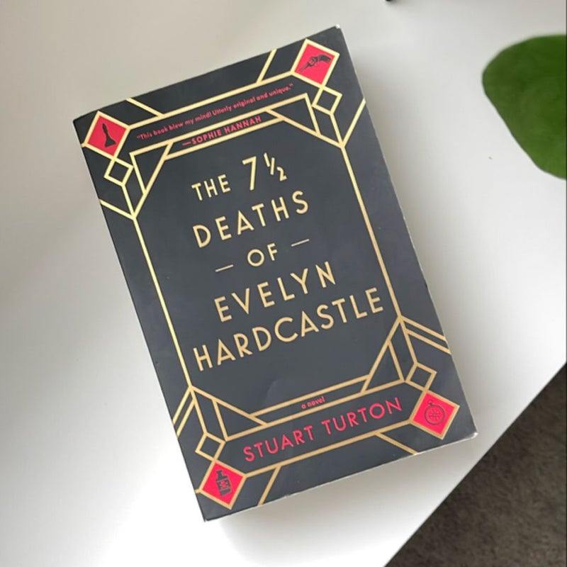 The 7½ Deaths of Evelyn Hardcastle