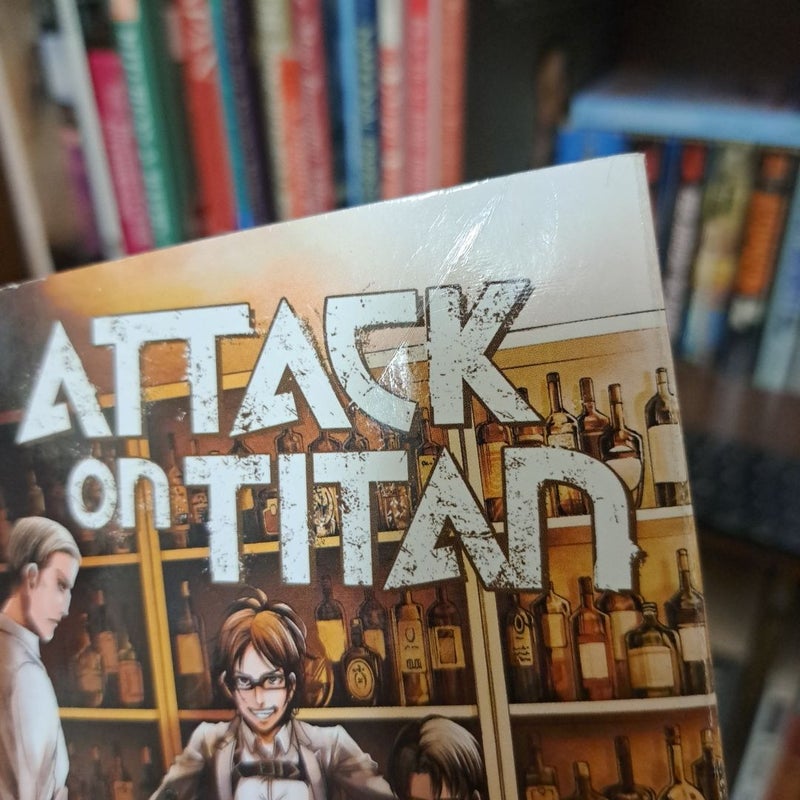 Attack on Titan 14