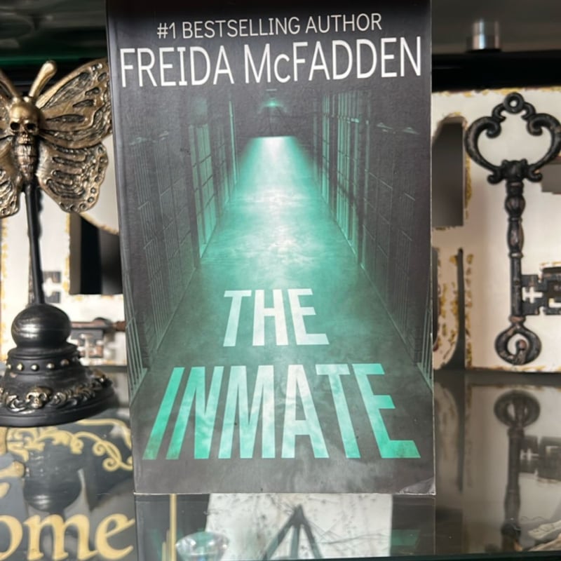 The Inmate by Freida McFadden, Paperback | Pangobooks