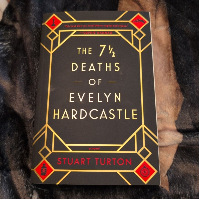 The 7½ Deaths of Evelyn Hardcastle