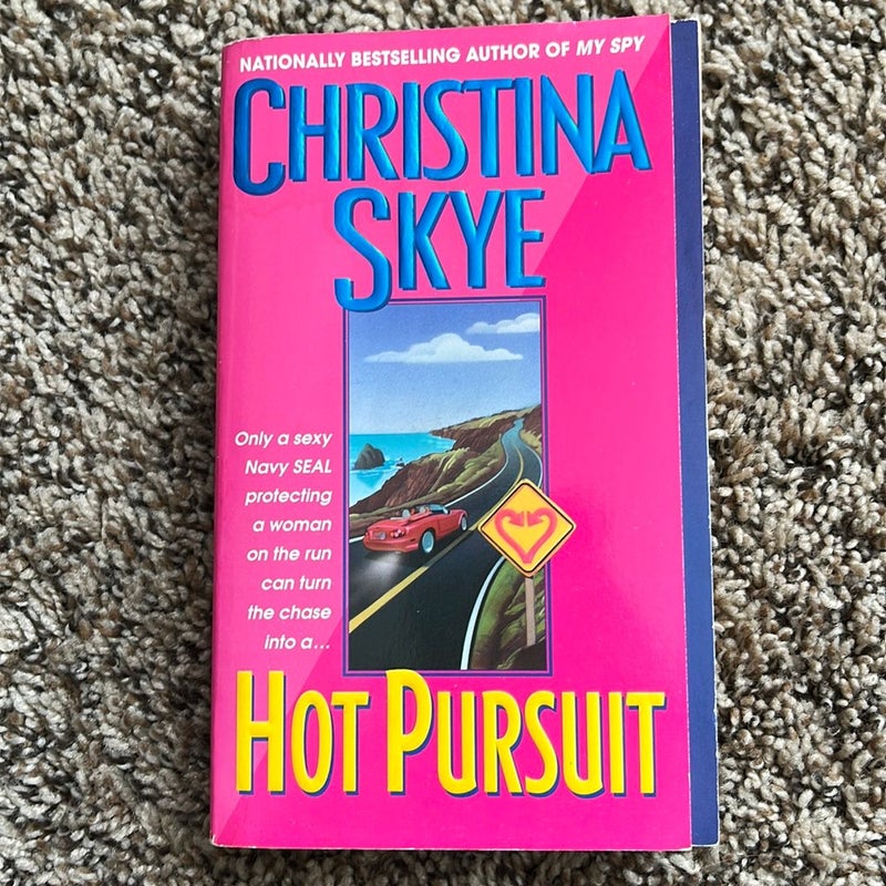 Hot Pursuit (Stepback)