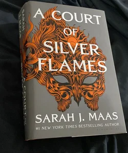 A Court of Silver Flames READ DESCRIPTION 