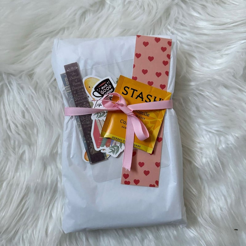 Blind date with a fantasy +Goodies