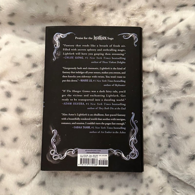Nightbane (*Signed* Barnes and Noble Exclusive Edition)