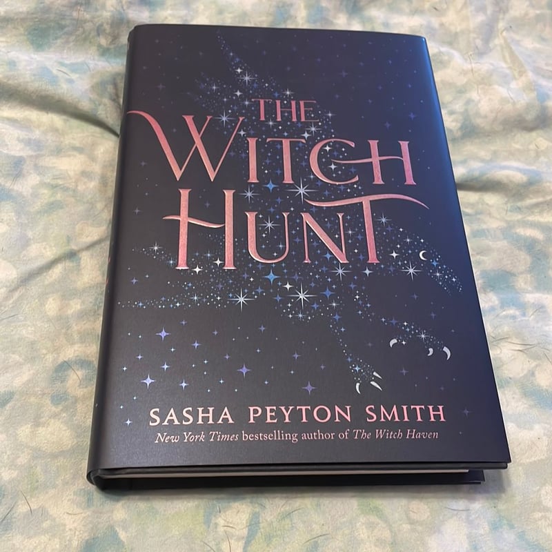 The Witch Hunt by Sasha Peyton Smith, Hardcover | Pangobooks