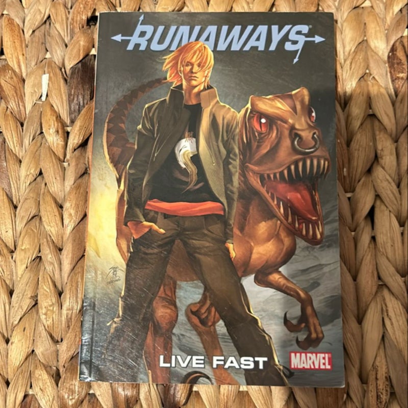 Runaways - Live Fast