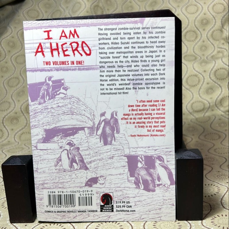 I Am a Hero Omnibus Volume 2