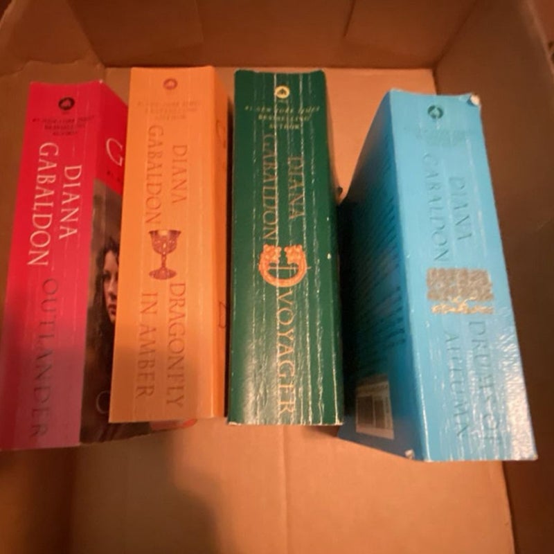 Outlander Bundle Books 1-4