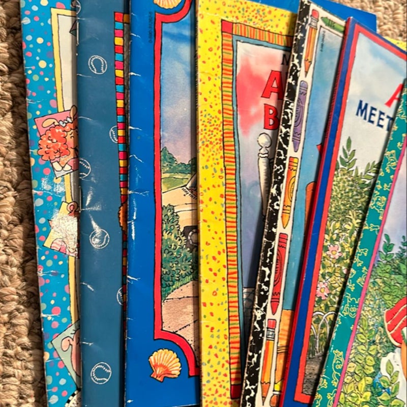 Lot/Bundle of 7 Arthur books by Marc Brown