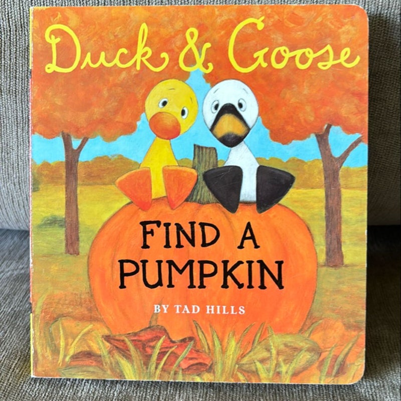 Duck and Goose, Find a Pumpkin BOARDBOOK