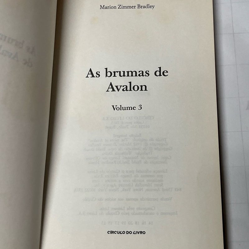 Brumas de Avalon: Vol. 3 O Gamo-Rei (1982)