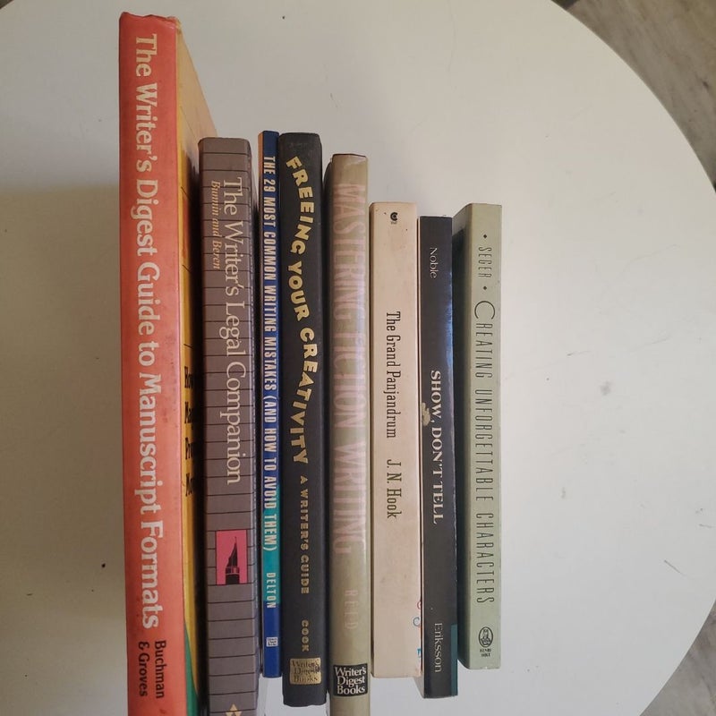 Book Lot Of 8 Readers And Writers Guide