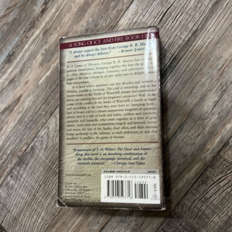 A Game of Thrones (Mass Market Size, HBO Tie-In Edition)