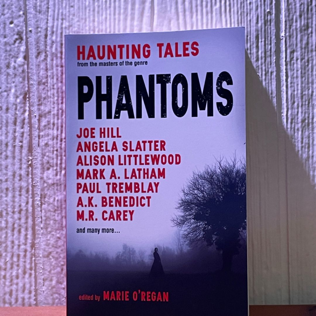 Phantoms: Haunting Tales from Masters of the Genre