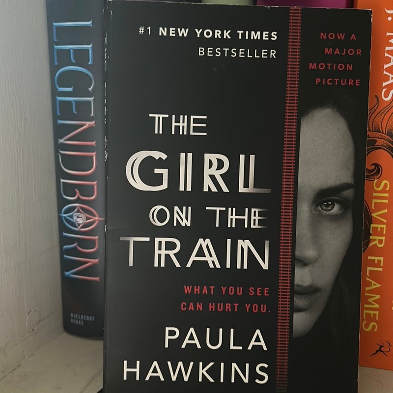 The Girl on the Train (Movie Tie-In)