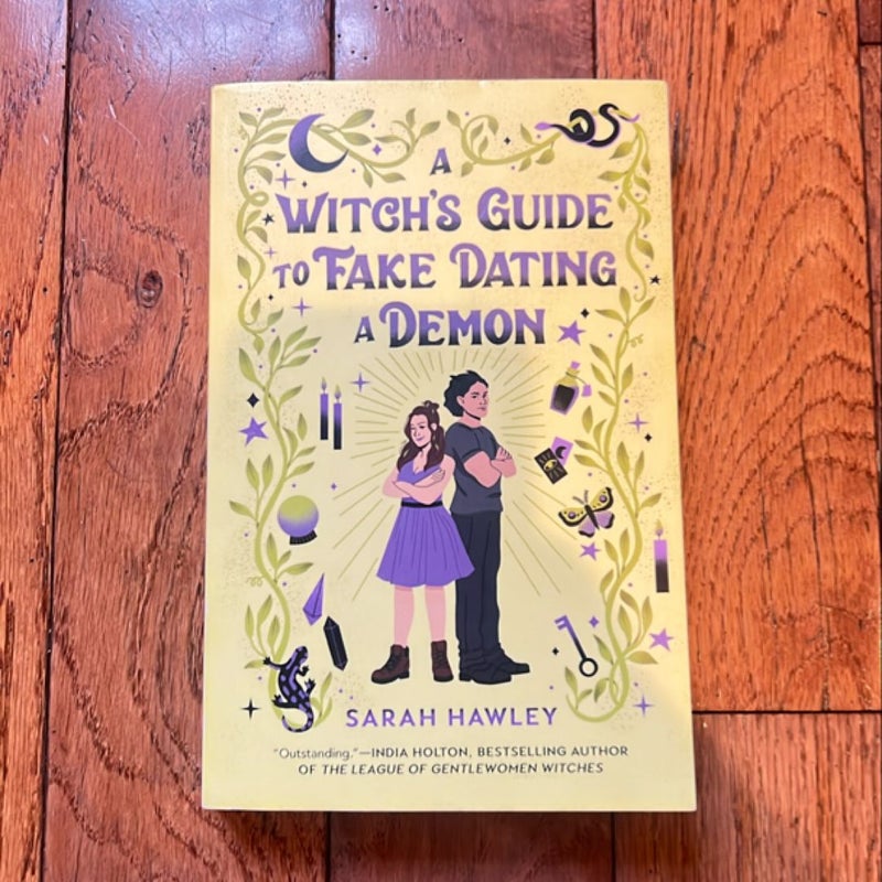 A Witch's Guide to Fake Dating a Demon